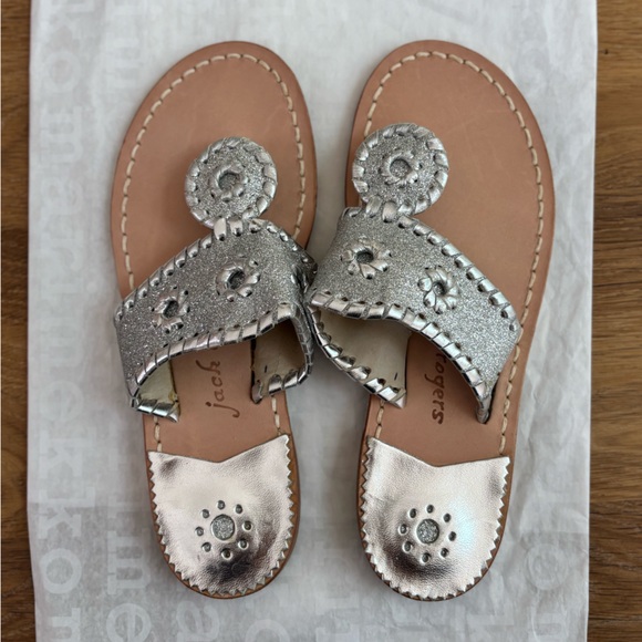 NEW!! Jack Rogers, Kids Grittery Silver Sandals, US 1 - Picture 6 of 10
